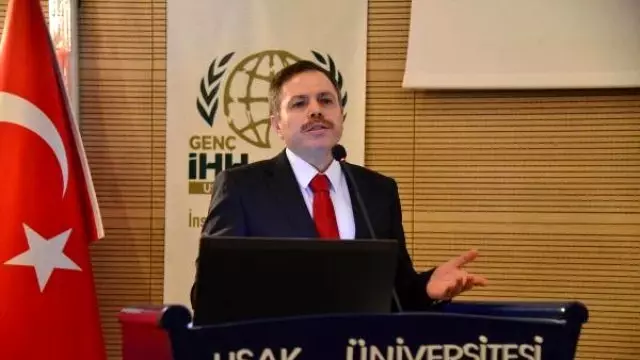 Uşak Üniversitesi'nde 28 Şubat Konferansı Uşak Üniversitesi'nde 28 Şubat Konferansı