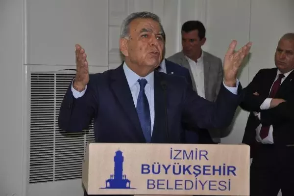 İzmir Büyükşehir'de Gergin Oylama