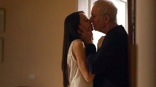 Yeni Filminde Arkadaşının Kızıyla Yatağa Giren İlhan Şeşen'den Garip Savunma