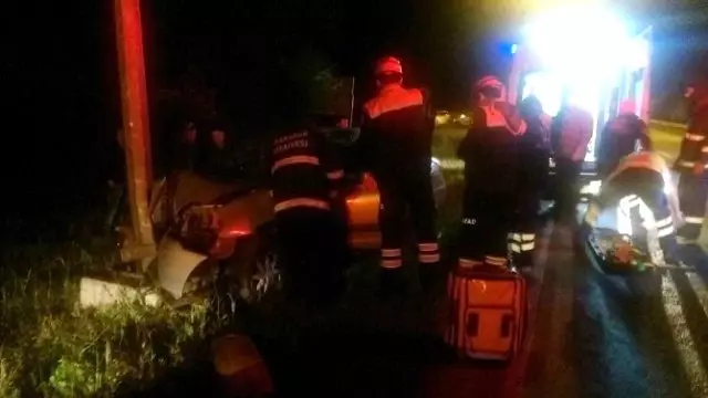 Karabük'te Trafik Kazası : 2 Ölü, 4 Yaralı Karabük'te Trafik Kazası : 2 Ölü, 4 Yaralı