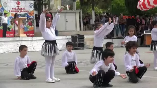Muğla Ege'de Çocuklar Bayramlarını Kutladı