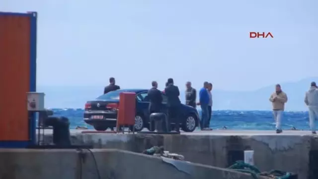İzmir Üçüncü Mülteci Kafilesi Dikili'de İzmir Üçüncü Mülteci Kafilesi Dikili'de