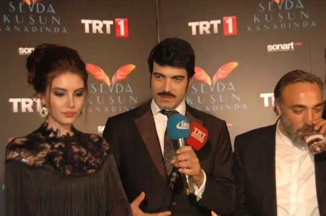 Sevda Kuşun Kanadında' Ekibi Ankara'da Gala Yaptı Sevda Kuşun Kanadında' Ekibi Ankara'da Gala Yaptı