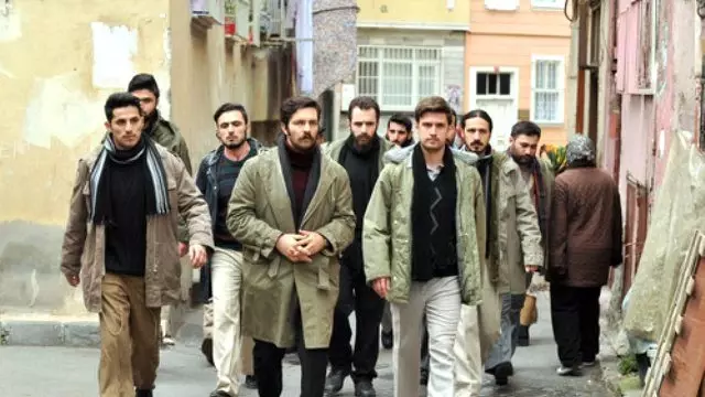 TRT'de 68 Kuşağını Anlatan Sevda Kuşun Kanadı'nda Dizisi Başlıyor TRT'de 68 Kuşağını Anlatan Sevda Kuşun Kanadı'nda Dizisi Başlıyor