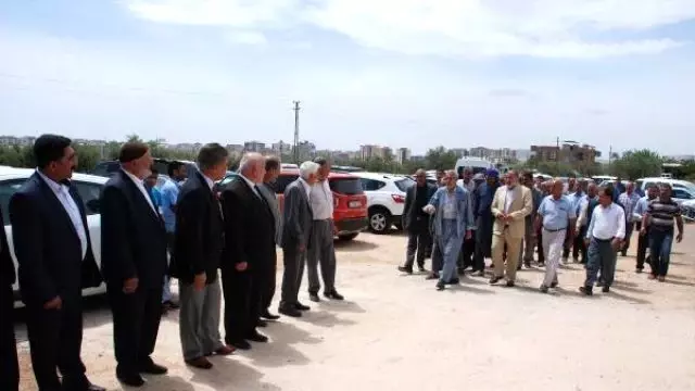 Nizip'te 2 Aile Arasındaki Kan Davası Barışla Sonuçlandı Nizip'te 2 Aile Arasındaki Kan Davası Barışla Sonuçlandı