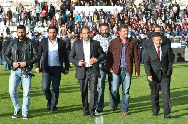 Sivasspor-Akhisar Belediyespor Maçı Sonrası Tribünler Karıştı