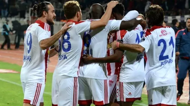 Sivasspor'da Yönetim Kongre Kararı Aldı