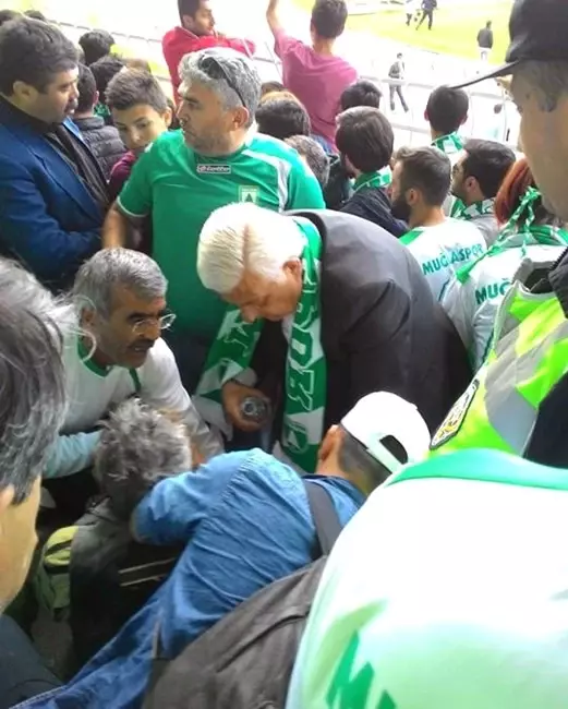 Doktor Başkan Hipokrat Yeminini Unutmuyor