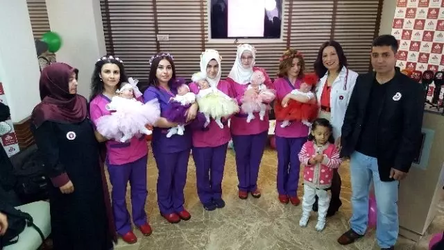 Türkiye'nin İkinci Beşizleri Taburcu Oldu Türkiye'nin İkinci Beşizleri Taburcu Oldu