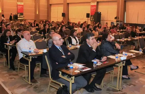 Türkiye'de 500 Bin Diyabet Hastasında 'Ayak Enfeksiyonu' Var Türkiye'de 500 Bin Diyabet Hastasında 'Ayak Enfeksiyonu' Var