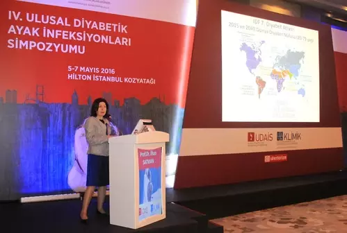 Türkiye'de 500 Bin Diyabet Hastasında 'Ayak Enfeksiyonu' Var Türkiye'de 500 Bin Diyabet Hastasında 'Ayak Enfeksiyonu' Var