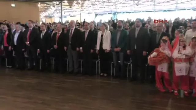 Fürth?te Gecikmeli Fakat Görkemli 23 Nisan Kutlaması Fürth?te Gecikmeli Fakat Görkemli 23 Nisan Kutlaması