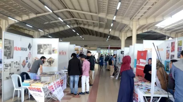 7. Uluslararası Dergi Fuarı Açıldı 7. Uluslararası Dergi Fuarı Açıldı