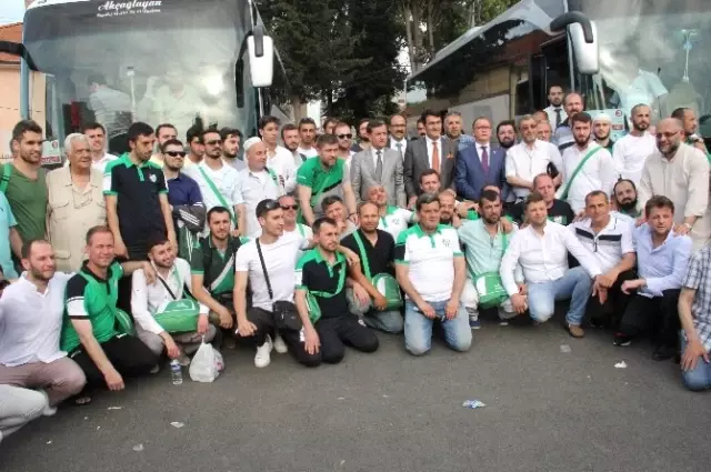 Teksas Tribününden Umre Çıkarması Teksas Tribününden Umre Çıkarması