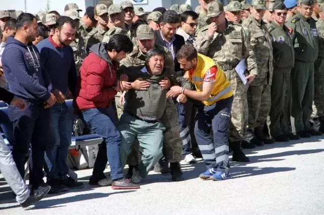 Aktütün Şehitlerine Uğurlama Aktütün Şehitlerine Uğurlama