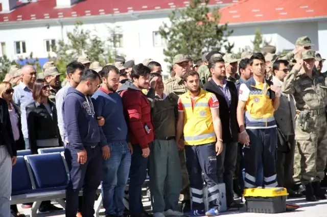 Aktütün Şehitlerine Uğurlama Aktütün Şehitlerine Uğurlama