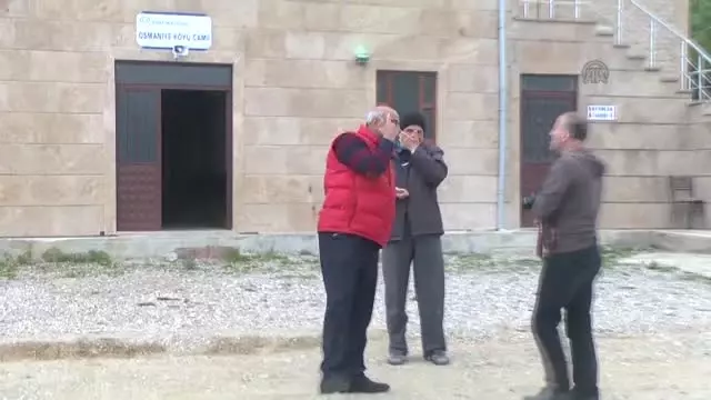 Eski Belediye Başkanı Cezasını Camide Tamamlıyor Eski Belediye Başkanı Cezasını Camide Tamamlıyor