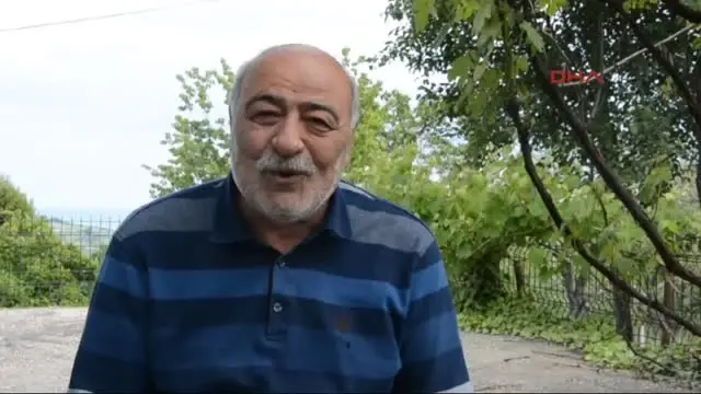 Sinop Eski Başkan, Cezası Nedeniyle Camide Çevre Düzenlemesi Yapıyor Sinop Eski Başkan, Cezası Nedeniyle Camide Çevre Düzenlemesi Yapıyor
