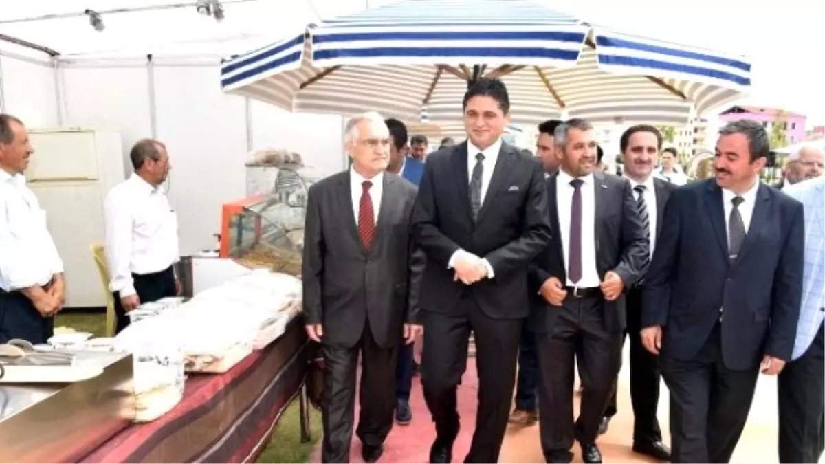 geleneksel aliaga kermesi basladi geleneksel aliaga kermesi basladi