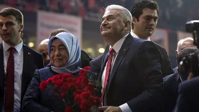 AK Parti'de Binali Yıldırım Dönemi! Bin 405 Oyla Genel Başkan Seçildi