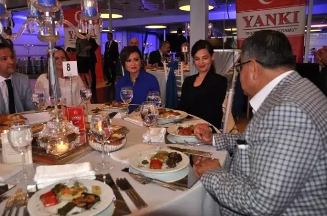 Bilecik Belediye Başkanı Yağcı'ya Bir Ödül Daha Bilecik Belediye Başkanı Yağcı'ya Bir Ödül Daha