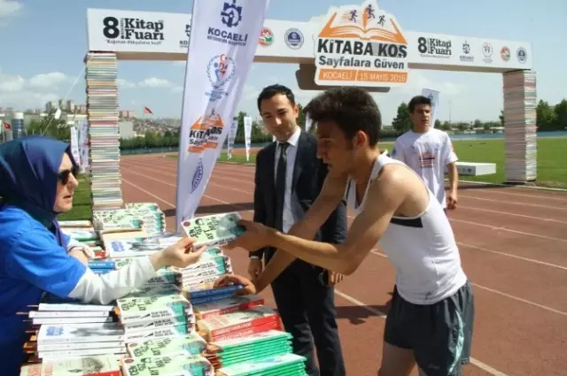 Kocaeli Büyükşehir Belediyesinden Hakkari'ye Kitap