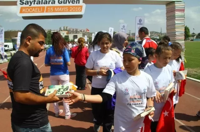 Kocaeli Büyükşehir Belediyesinden Hakkari'ye Kitap