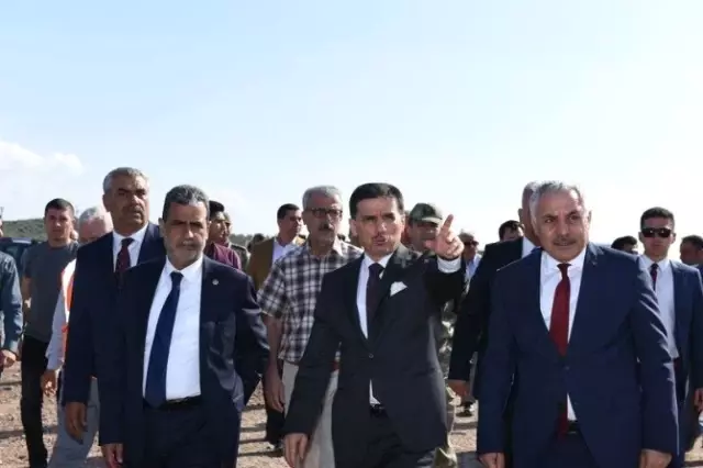 Kumlu'da Vali Topaca'ya Birifing