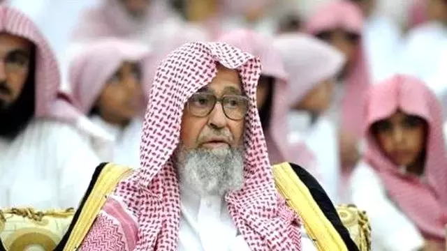 Suudi Arabistan'da Hayvanlarla Fotoğraf Çektirmek Yasak Suudi Arabistan'da Hayvanlarla Fotoğraf Çektirmek Yasak