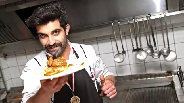 Usta Şefler Lezzetleri Yarıştırdı Usta Şefler Lezzetleri Yarıştırdı