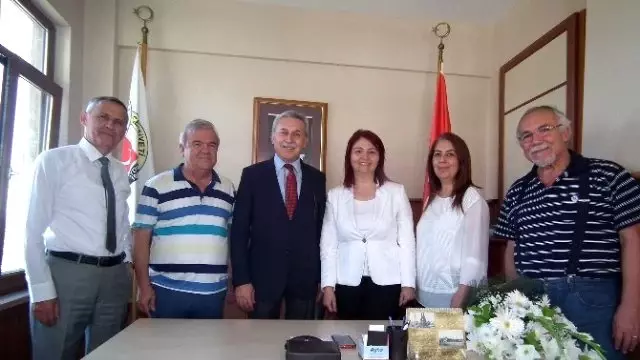Muhasebecilerden Agc Başkanı Semra Şener'e Ziyaret Muhasebecilerden Agc Başkanı Semra Şener'e Ziyaret