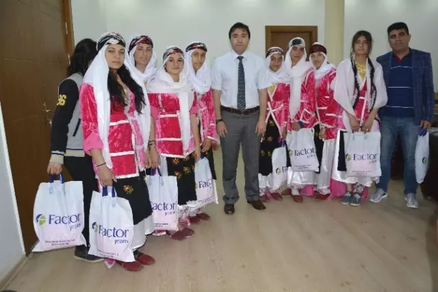 Viranşehir Kaymakamı Huzeyfe Citer Şampiyon Ekibi Ödüllendirdi