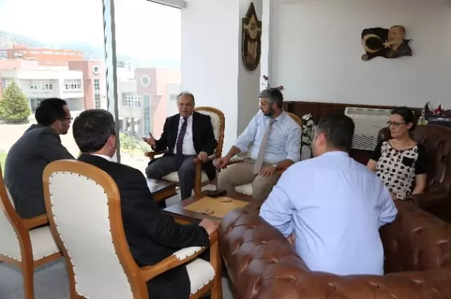 Adü, Avni Özgürel'i Ağırladı Adü, Avni Özgürel'i Ağırladı