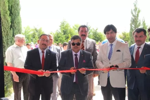 Bilecik Refik Arslan Öztürk Fen Lisesi'nde 4006 Bilim Fuarı Açıldı Bilecik Refik Arslan Öztürk Fen Lisesi'nde 4006 Bilim Fuarı Açıldı