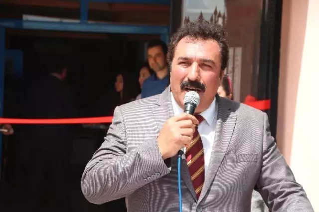 Bilecik Refik Arslan Öztürk Fen Lisesi'nde 4006 Bilim Fuarı Açıldı Bilecik Refik Arslan Öztürk Fen Lisesi'nde 4006 Bilim Fuarı Açıldı