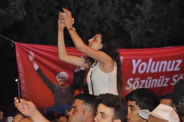 Cumhurbaşkanı Erdoğan: Silahları Teslim Edip Betonu Üzerine Gömeceksin