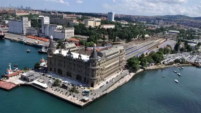 Tarihi Haydarpaşa Garı yine kitaplara ev sahipliği yapacak