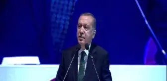 Zeynep Erol: Cumhurbaşkanı Erdoğan Marmara İlahiyat Fakültesi Mezuniyet Töreninde Konuştu Zeynep Erol: Cumhurbaşkanı Erdoğan Marmara İlahiyat Fakültesi Mezuniyet Töreninde Konuştu