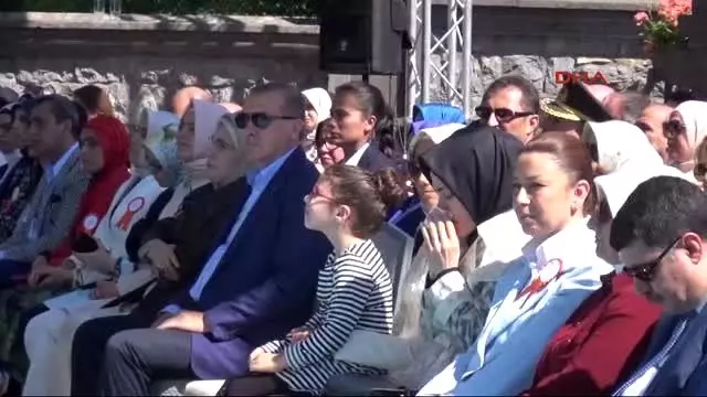 Erdoğan 'Çalışıyorum' Diye Annelikten İmtina Eden Kadın, Kadınlığını İnkar Ediyor Demektir Erdoğan 'Çalışıyorum' Diye Annelikten İmtina Eden Kadın, Kadınlığını İnkar Ediyor Demektir