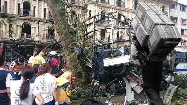 Vezneciler'de Yüzlerce İnsanın Canını, Dürüst Bir Hamalın Yıllar Önceki Şikayeti Kurtarmış Vezneciler'de Yüzlerce İnsanın Canını, Dürüst Bir Hamalın Yıllar Önceki Şikayeti Kurtarmış