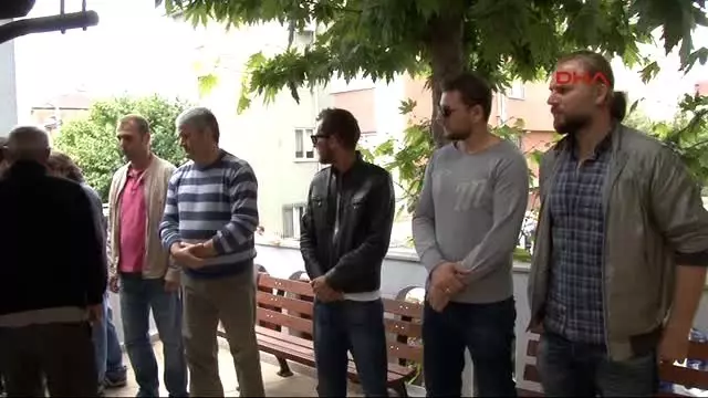 Vezneciler'deki Patlamada Ölen Ahmet Bayraktar Toprağa Verildi