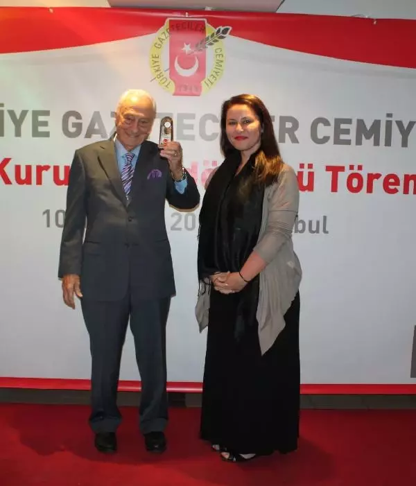Tgc Başkanı Olcayto: Gazeteciliğin Onuru İçin Mücadele Veriyoruz