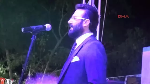 Adıyaman?da Bedirhan Gökçe Sahne Aldı Adıyaman?da Bedirhan Gökçe Sahne Aldı