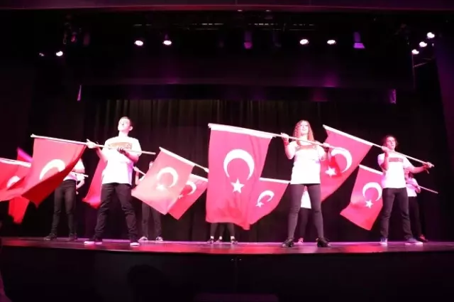 Büyükşehir Konservatuvarından Yılsonu Gecesi Büyükşehir Konservatuvarından Yılsonu Gecesi