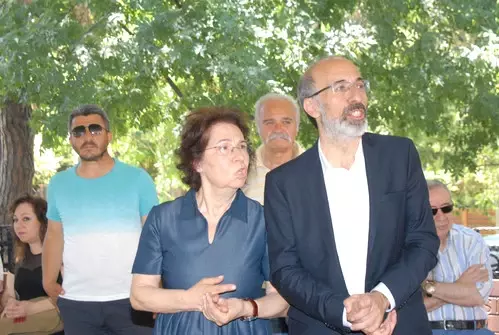 Hakkı Devrim'e Veda Hakkı Devrim'e Veda