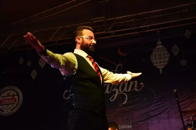 Erbaa'da Bedirhan Gökçe Konseri Erbaa'da Bedirhan Gökçe Konseri