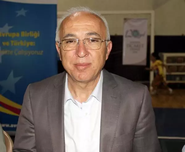 Mülteciler Günü'nde Suriye'den Gelen Mültecilere İftar