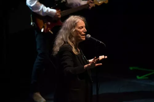 Patti Smith, İstanbullu Hayranlarını Coşturdu