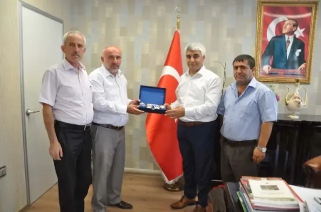 Milas Kaymakamı Fuat Gürel'e Nezaket Ziyaretleri Milas Kaymakamı Fuat Gürel'e Nezaket Ziyaretleri
