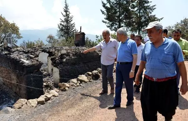 Adrasan'daki Orman Yangını Kontrol Altında (4) Adrasan'daki Orman Yangını Kontrol Altında (4)